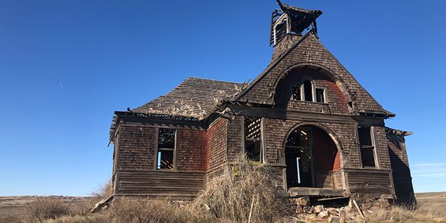 Dilapidated schoolhouse in Govan, Washington